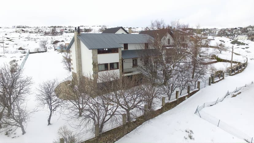 Casas Serra da Estrela — cabañas en Penhas da Saúde, Castelo Branco (Portugal), Portugal · 4.8 de 5 (13 opiniones) · En Penhas da Saúde, a 1.500 m de altitud