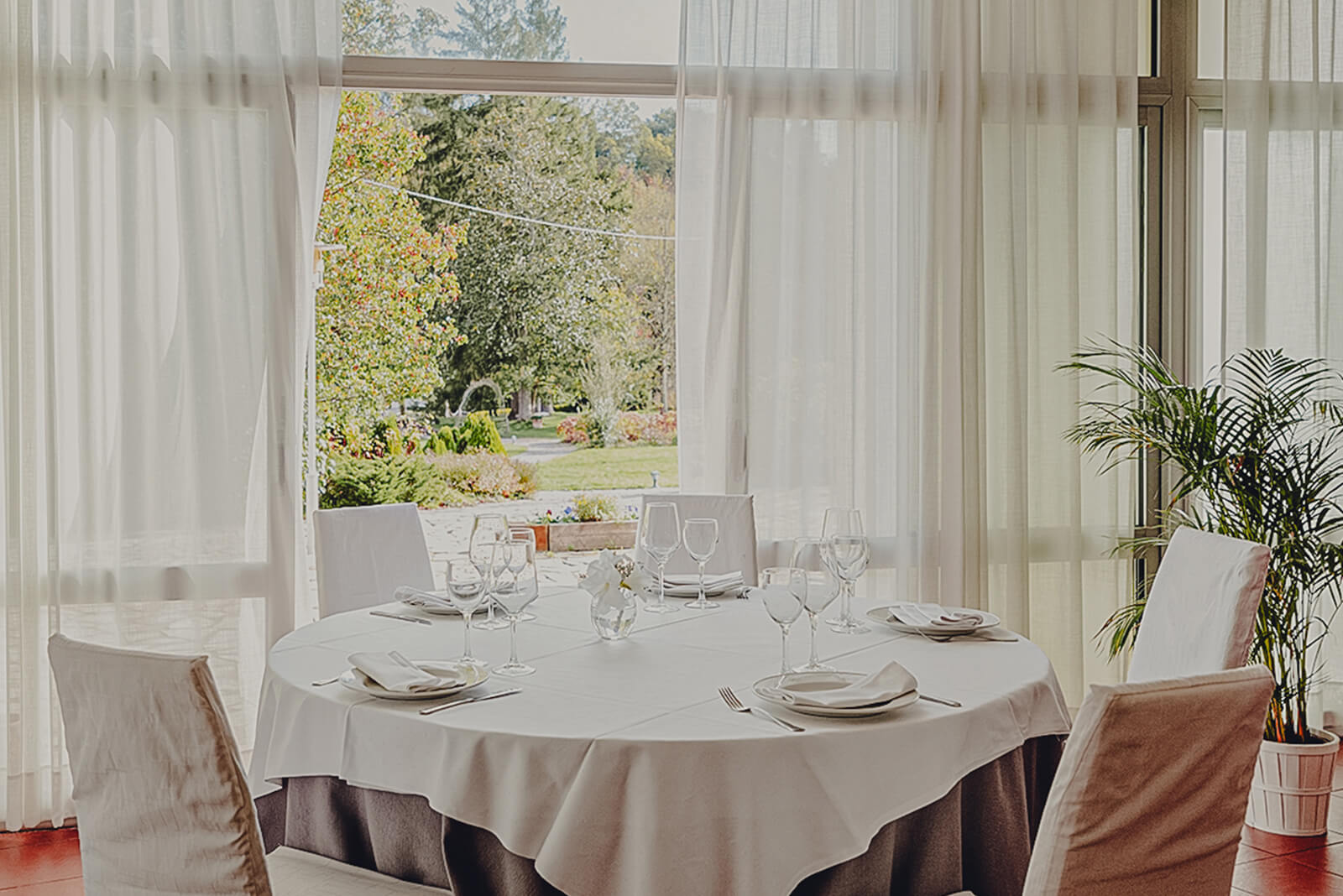 Amalurra Eco Resort — instalaciones y entorno de la casa, en Artzentales, Bizkaia (imagen 6)