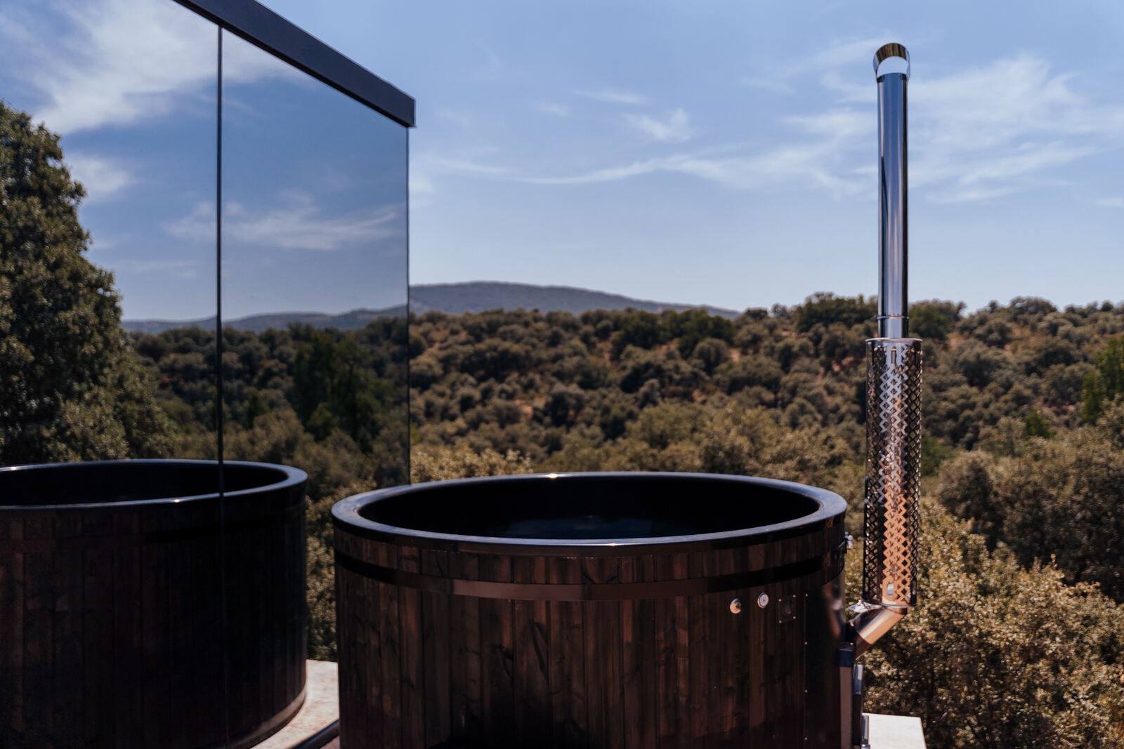 Cork Valley — casa espejo elevada con jacuzzi de la cabaña, en Hontanar, Toledo (imagen 98)