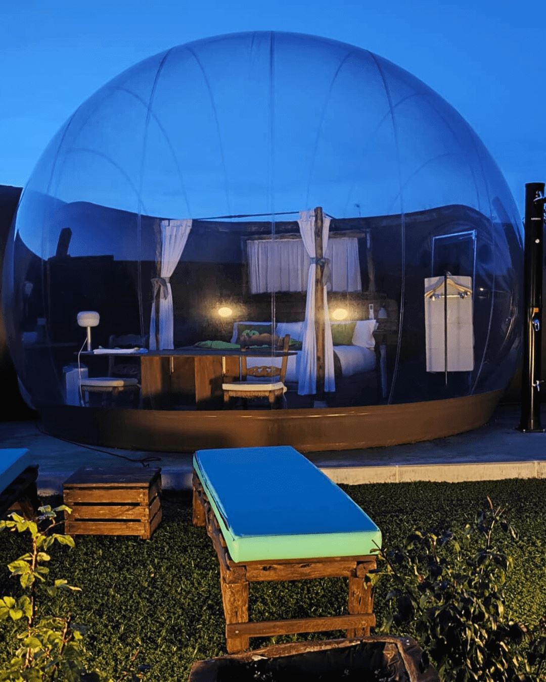Cosmoveros Hotel Burbuja — instalaciones, parcelas y entorno (imagen 7)