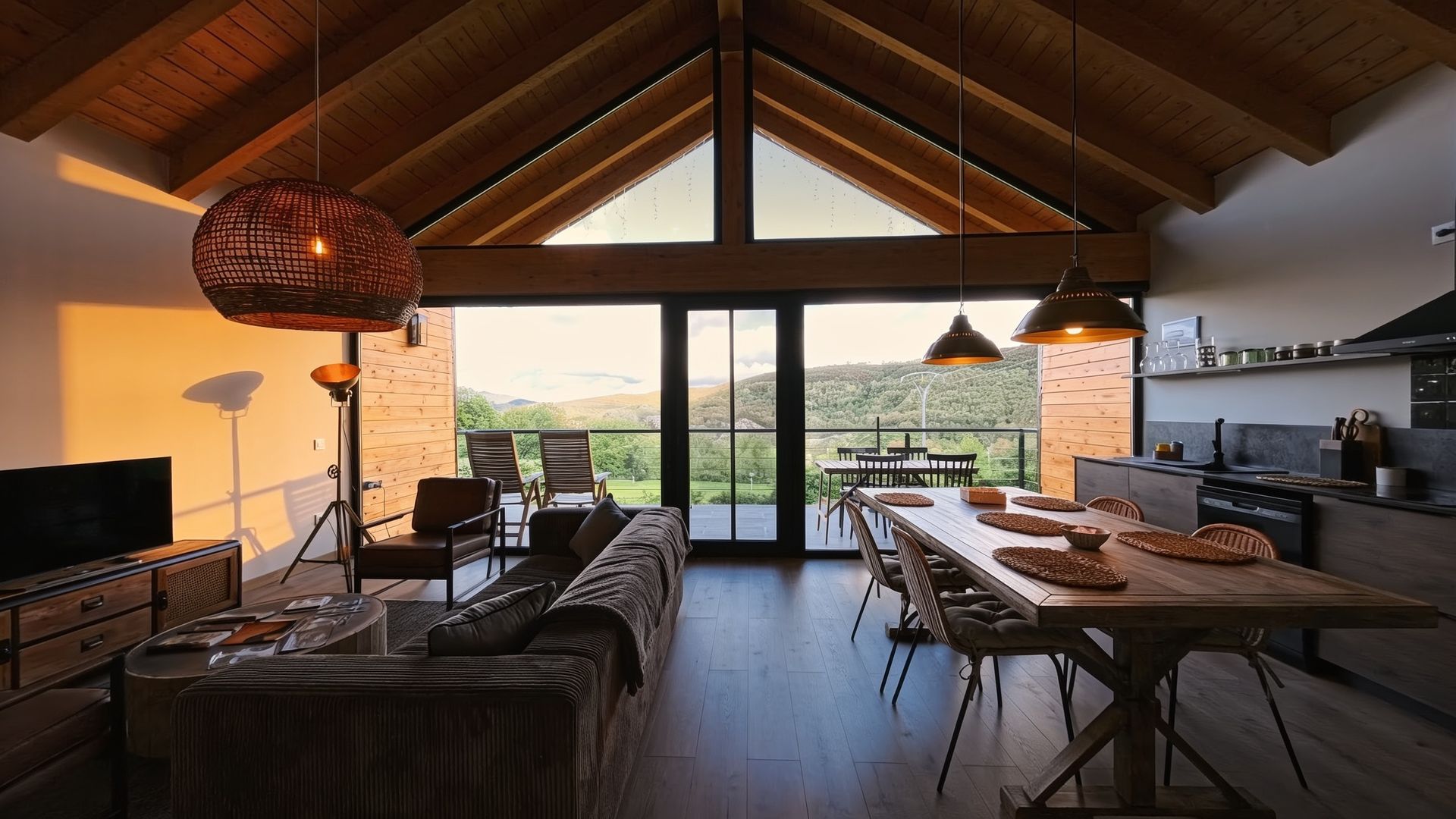 La Finca del Valle — instalaciones, parcelas y entorno (imagen 2)