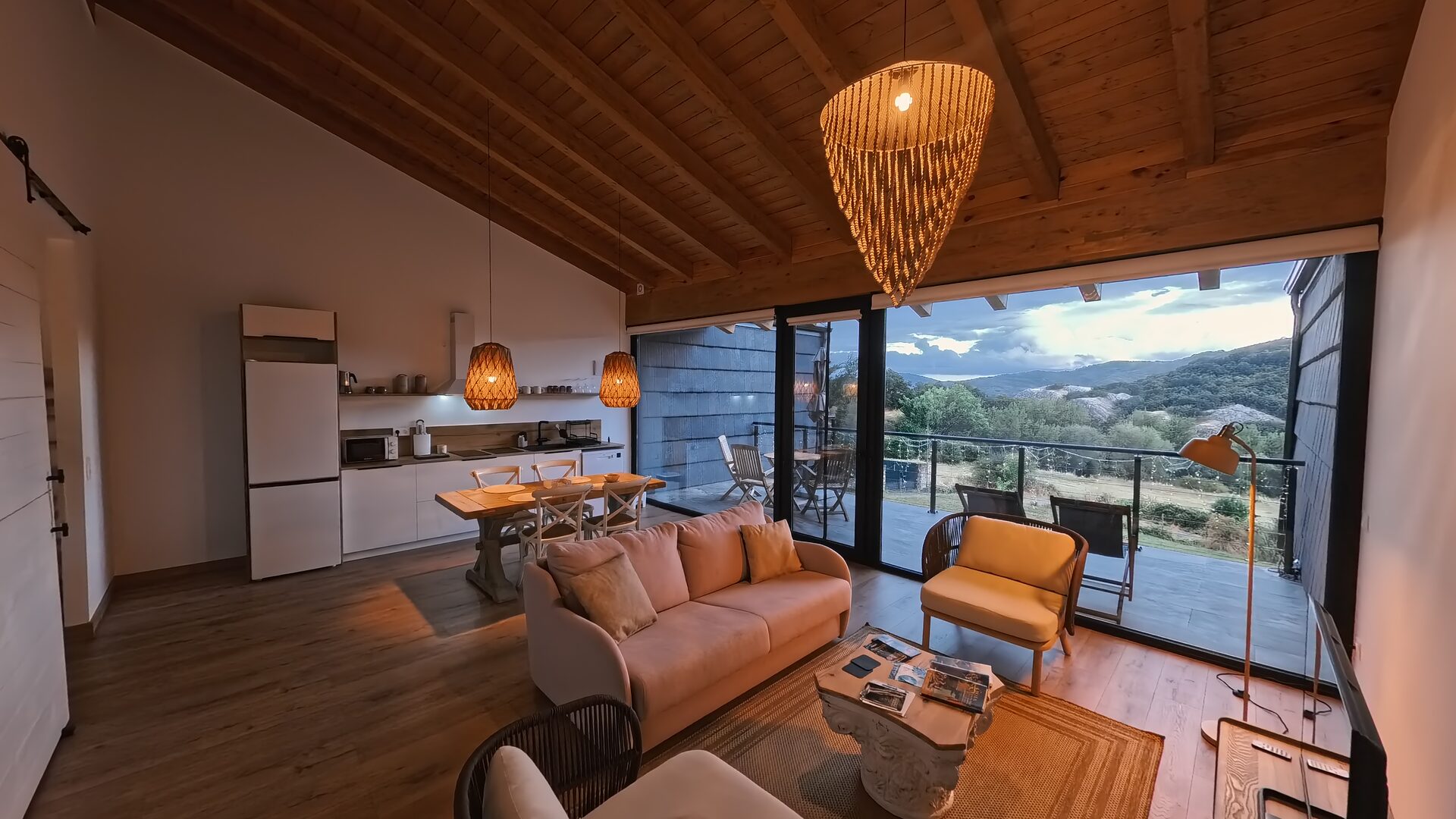 La Finca del Valle — instalaciones, parcelas y entorno (imagen 3)
