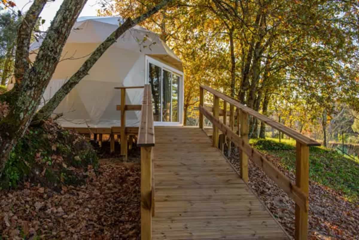 Umbra Domes — instalaciones, parcelas y entorno (imagen 13)