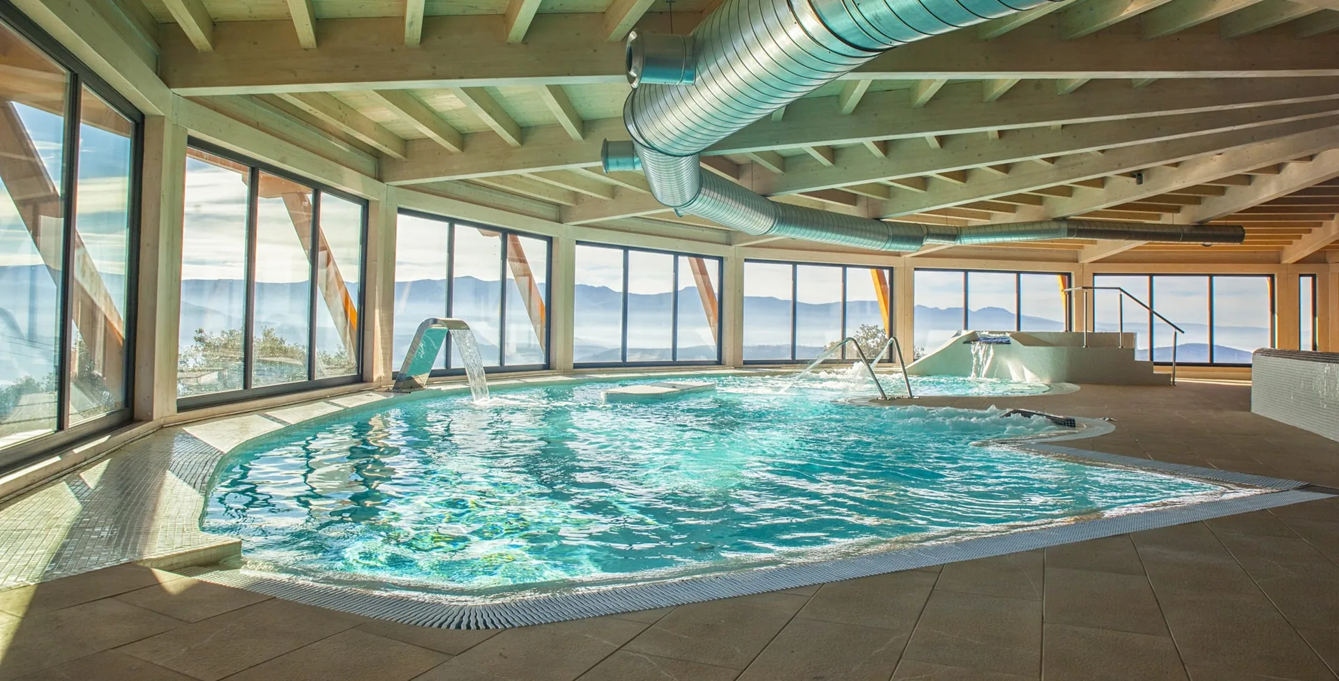 The Rock Suites & Spa — instalaciones y entorno del hotel, en Congosto, El Bierzo (León) (imagen 4)