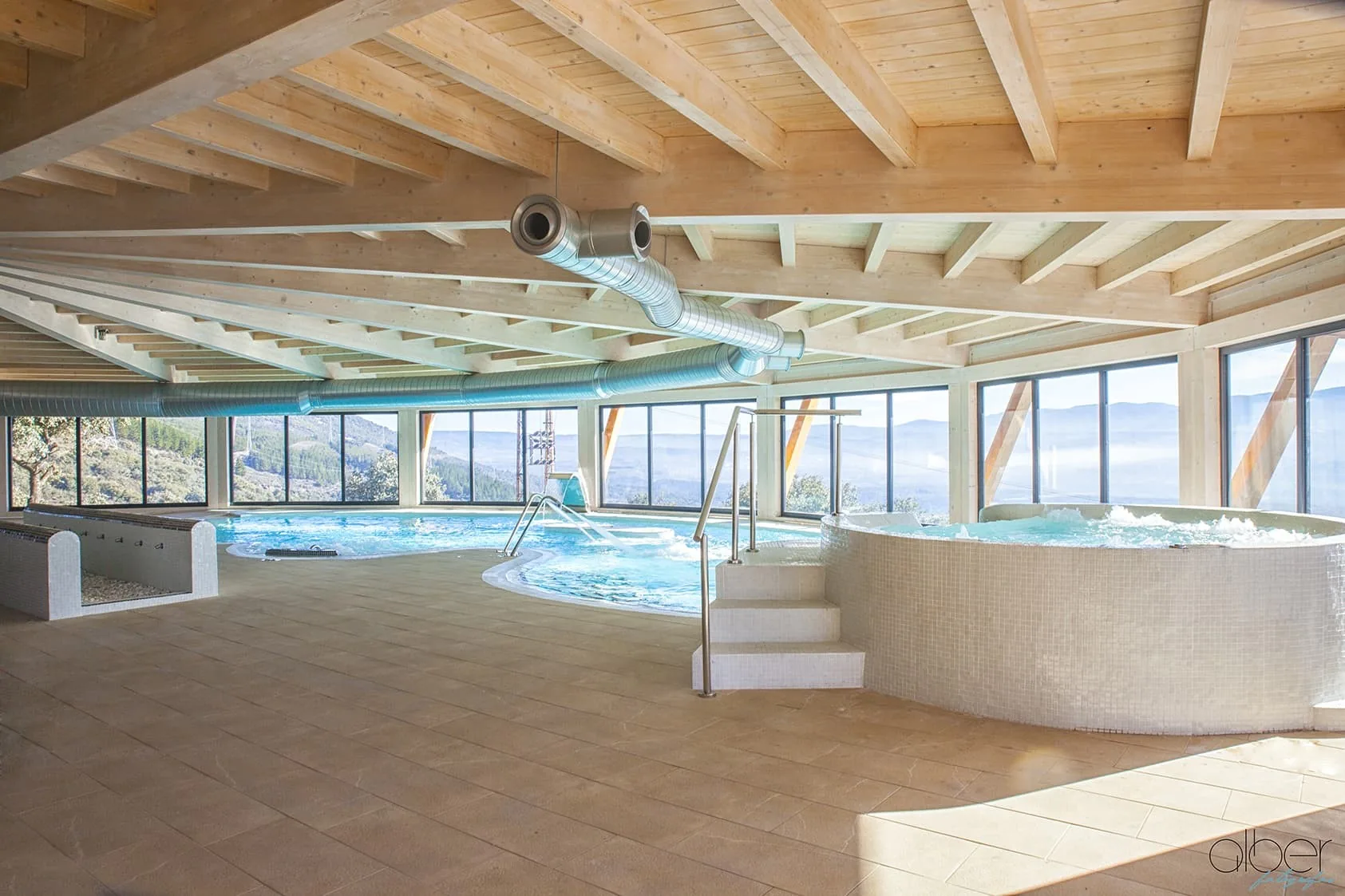 The Rock Suites & Spa — instalaciones y entorno del hotel, en Congosto, El Bierzo (León) (imagen 7)