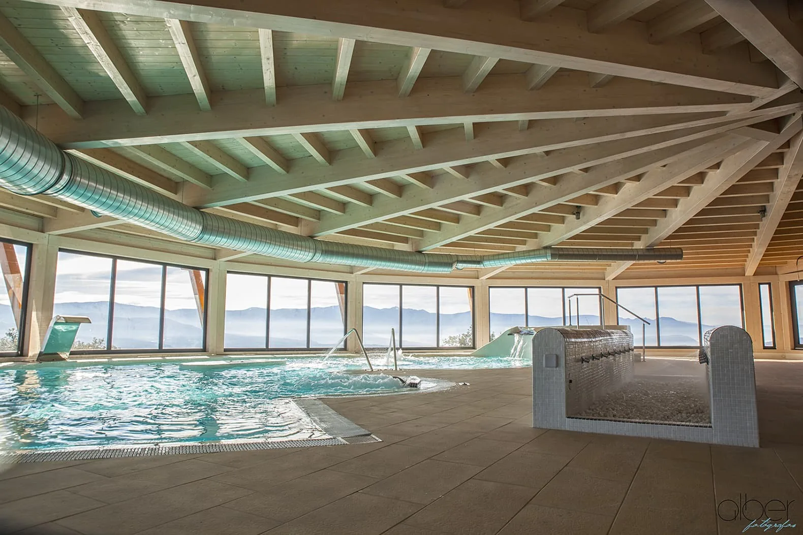 The Rock Suites & Spa — instalaciones y entorno del hotel, en Congosto, El Bierzo (León) (imagen 8)