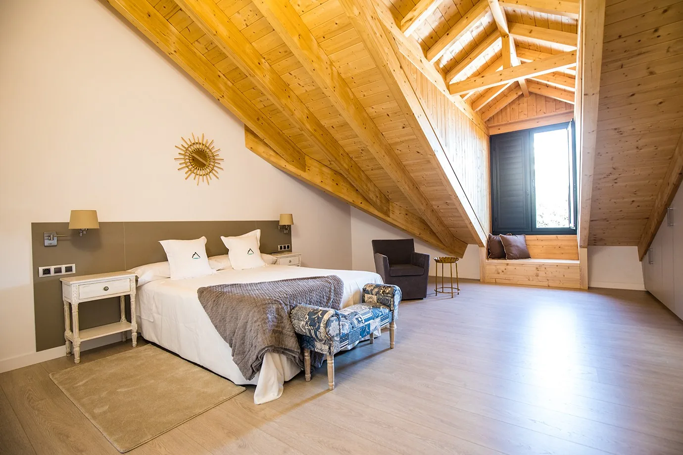 The Rock Suites & Spa — instalaciones y entorno del hotel, en Congosto, El Bierzo (León) (imagen 23)