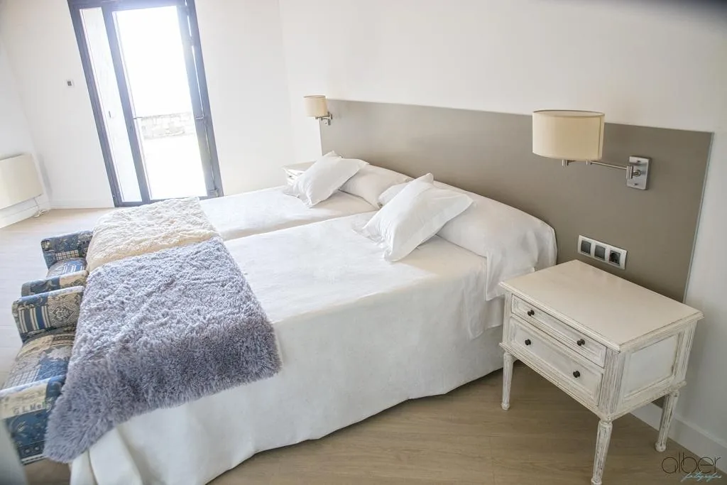 The Rock Suites & Spa — habitación adaptada del hotel, en Congosto, El Bierzo (León) (imagen 42)
