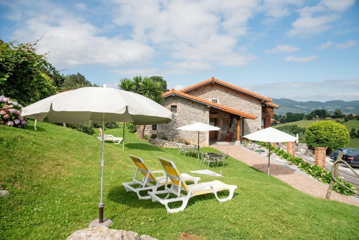 Casuca Rubia — camping en Ampuero, Cantabria, Cantabria · 4.8 de 5 (166 opiniones) · Cocina completa en cada apartamento