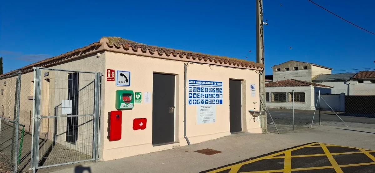 Área de autocaravanas Rada — camping en Diseminado Recinto Copertivo, 31383, Navarra, España, Navarra · 5.0 de 5 (2 opiniones)