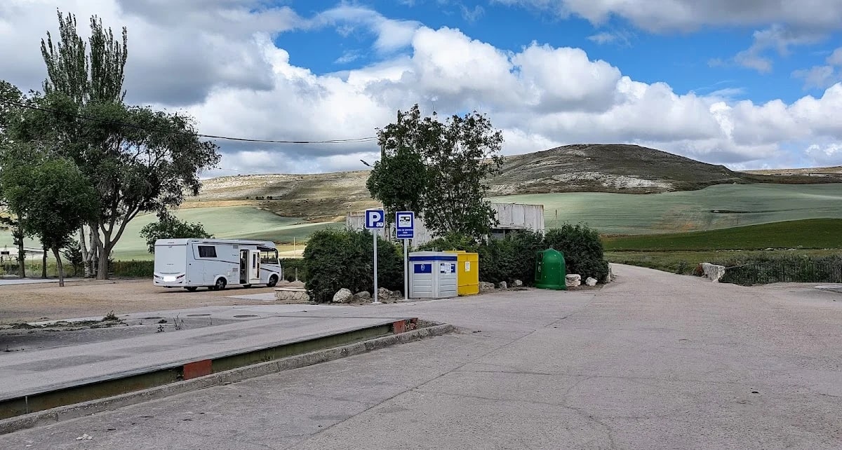 Area De Servicio Autocaravanas Castrodeza — camping en Castrodeza, Valladolid, Castilla y León · 4.8 de 5 (24 opiniones)