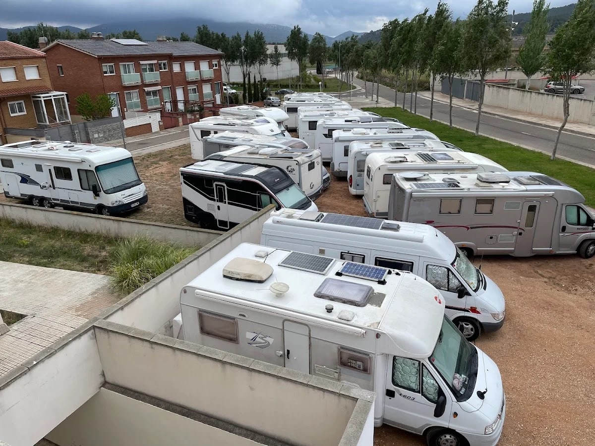 Autocaravanas Montblanc — camping en Montblanc, Tarragona, Cataluña · 4.9 de 5 (43 opiniones)