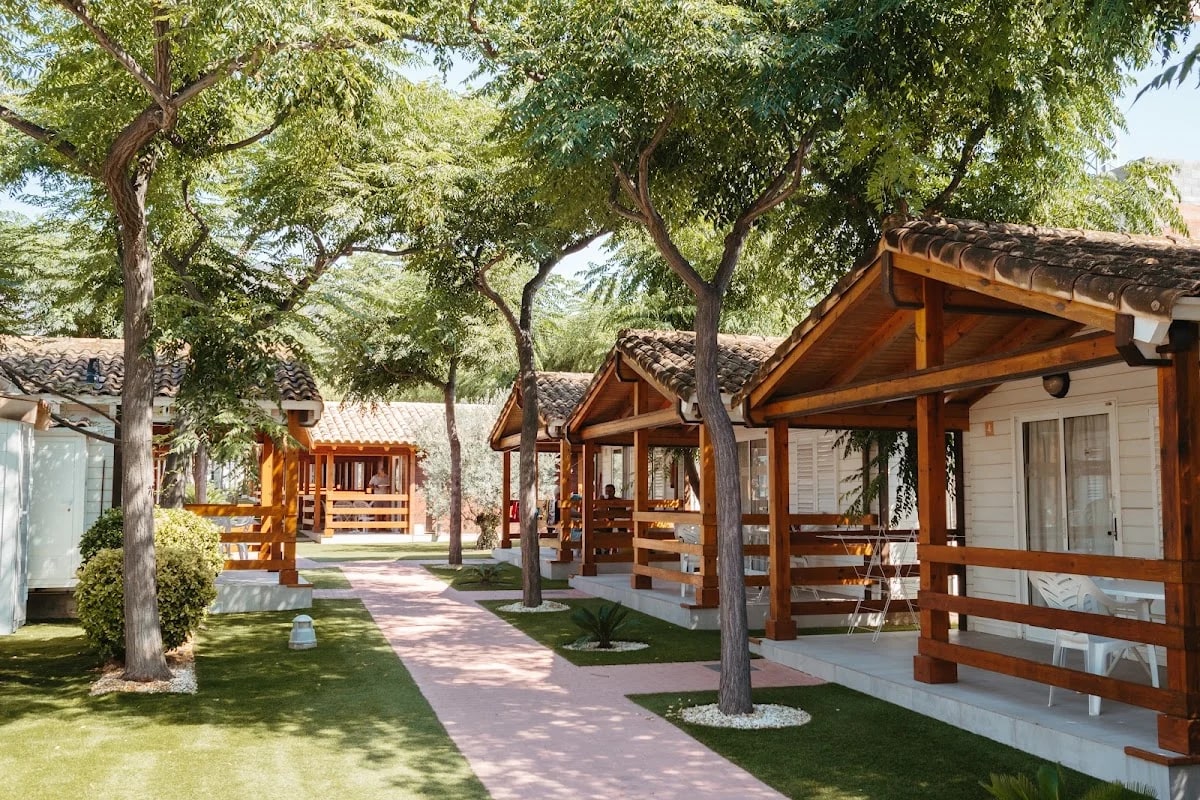 Bonterra Resort Camping - Bungalows — camping en Benicàssim, Castelló, Comunidad Valenciana · 4.4 de 5 (2554 opiniones)