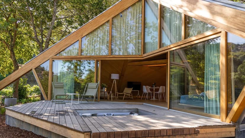 Cabañas de Xarás — cabañas en Marín, Pontevedra, Galicia · 4.9 de 5 (104 opiniones) · Cuatro cabañas: Margarida, Mimosa, Néboda y Chuchamel