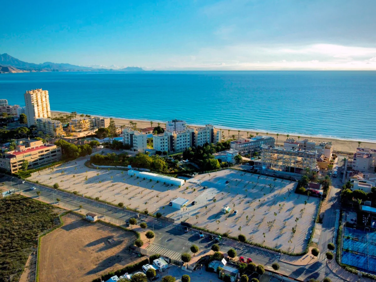 Camper Park Alicante — camping en El Campello, Alicante, Comunidad Valenciana · 4.8 de 5 (252 opiniones)