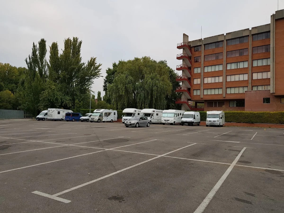 Camperplace Palencia — camping en Palencia, Palencia, Castilla y León · 4.2 de 5 (25 opiniones)