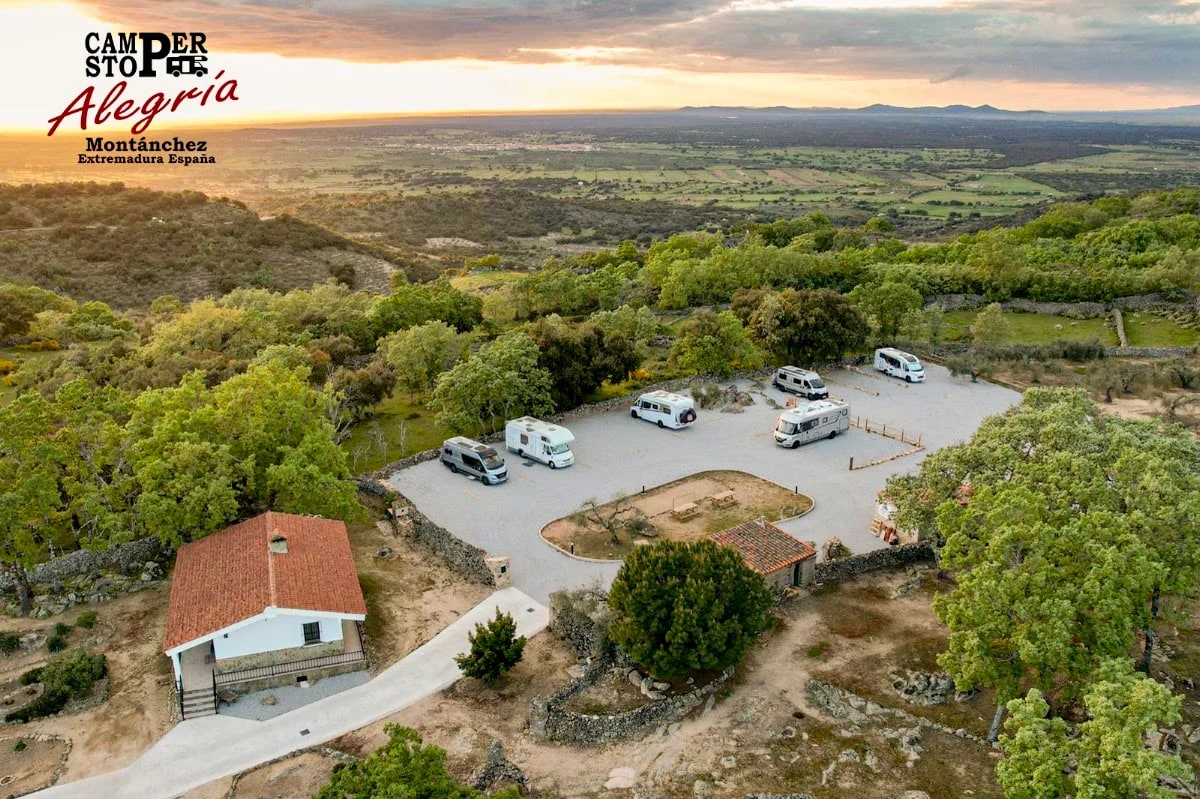Camperstop Alegria — camping en Montánchez, Cáceres, Extremadura · 4.9 de 5 (397 opiniones)