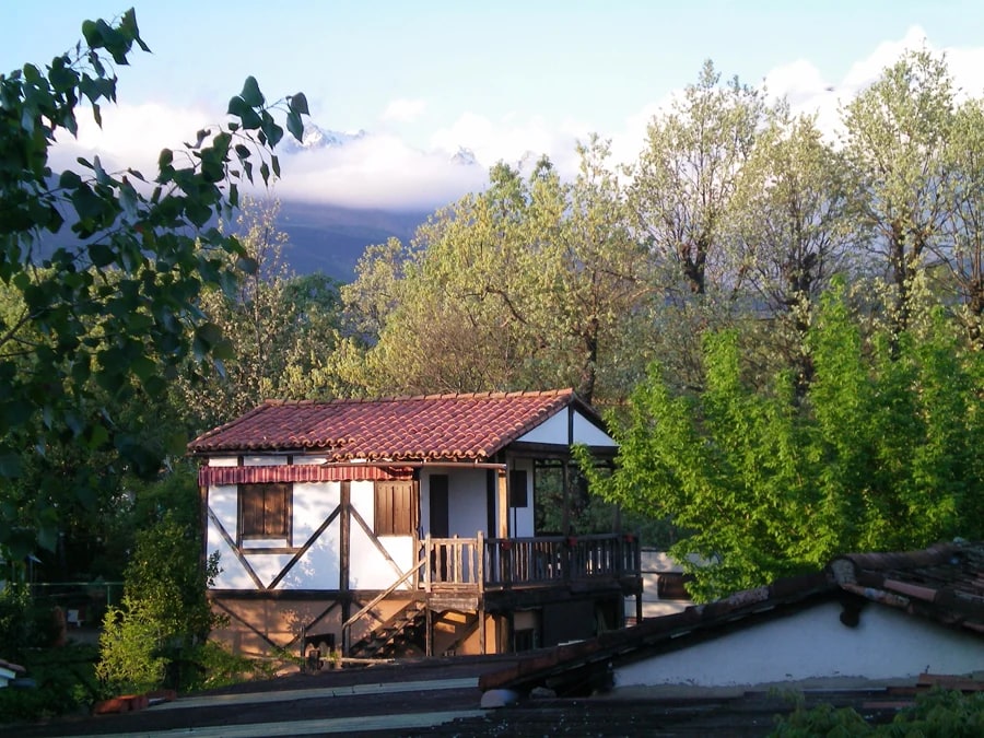 Camping Alardos — camping en Madrigal de la Vera, Cáceres, Extremadura · 4.3 de 5 (312 opiniones)