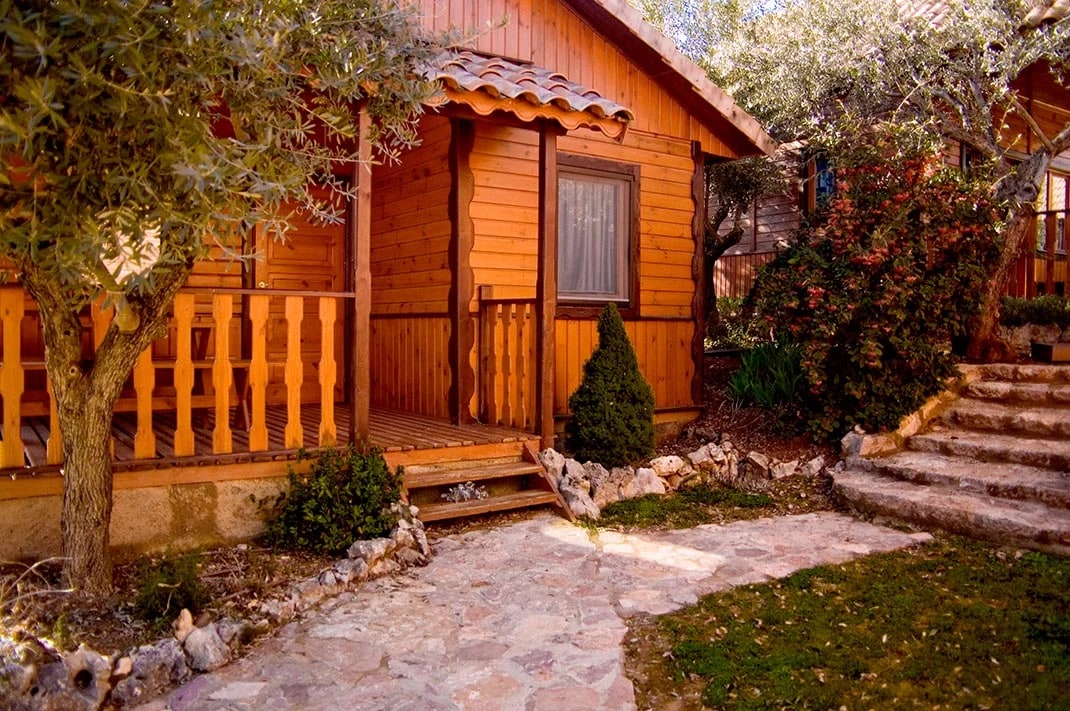 Camping Alquézar — Ctra. Barbastro s/n, 22145 Alquézar, Huesca, Aragón, España
