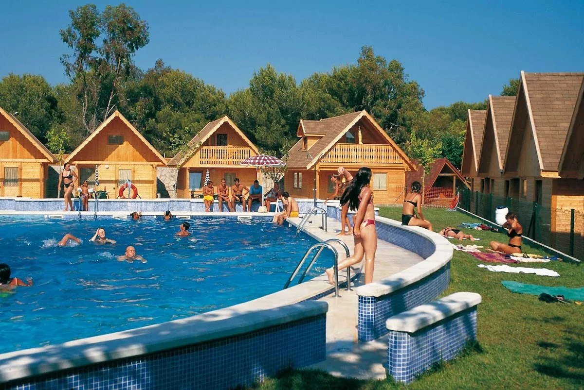 Camping Arc de Bara — camping en Roda de Berà, Tarragona, Cataluña · 4.0 de 5 (2088 opiniones)