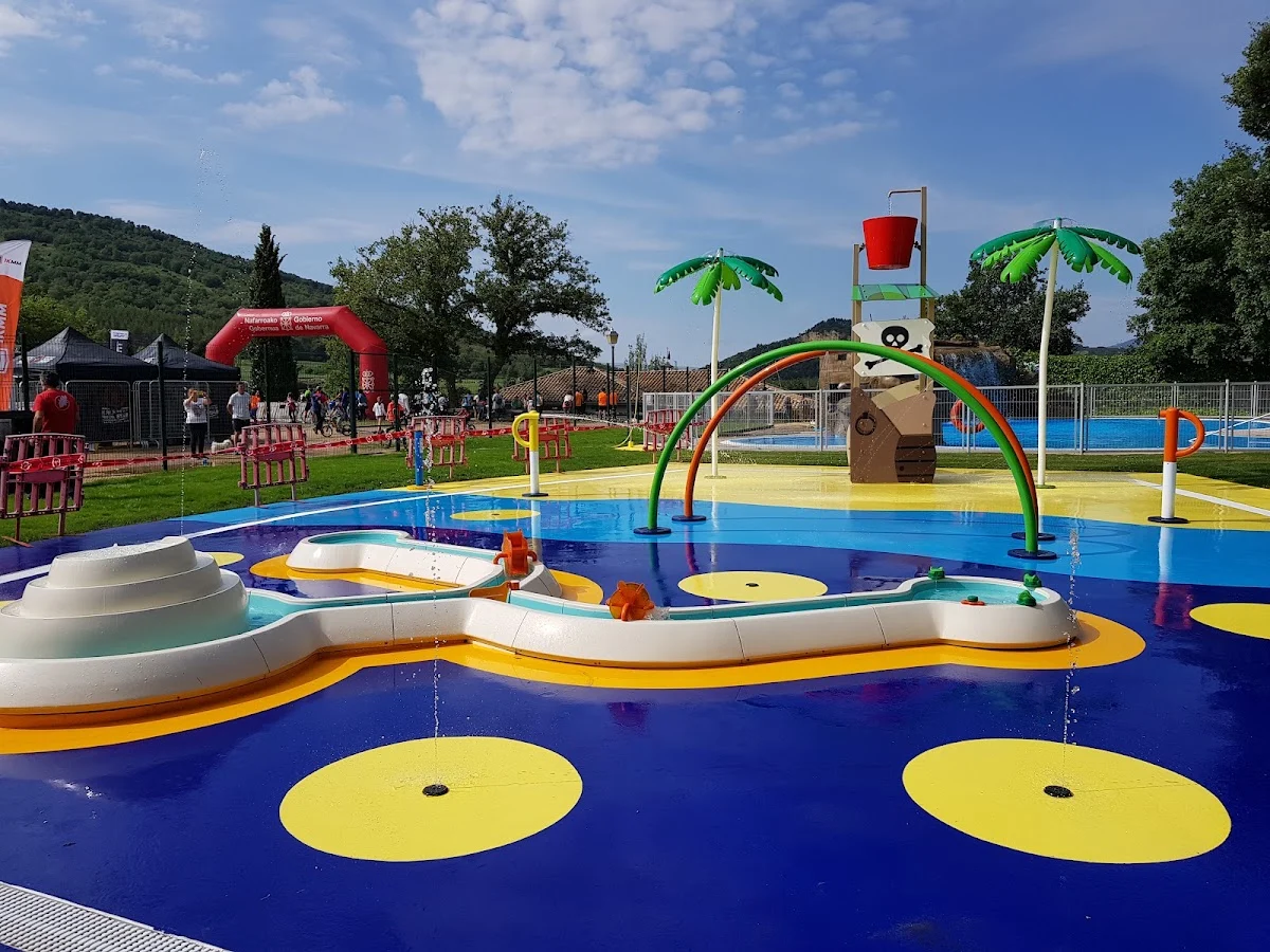 Camping ARITZALEKU Kanpina — camping en Lerate, Navarra, Navarra · 4.2 de 5 (690 opiniones)
