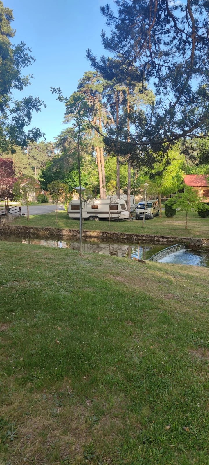 Camping Arlanza — camping en Quintanar de la Sierra, Burgos, Castilla y León · 4.4 de 5 (835 opiniones)