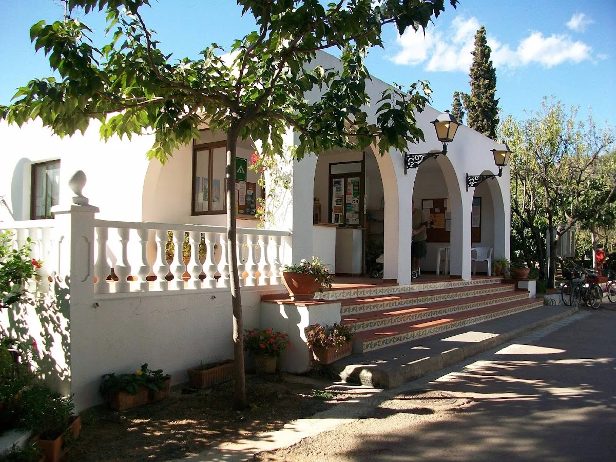 Camping Azahar — camping en Benicasim, Castellón, Comunidad Valenciana · 3.6 de 5 (1154 opiniones)
