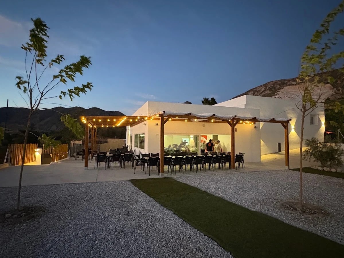 Camping BASE CAMP GRANADA — camping en Dúrcal, Granada, Andalucía · 4.9 de 5 (257 opiniones)