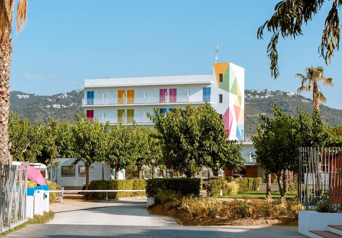 Camping Bellsol — camping en Pineda de Mar, Barcelona, Cataluña · 4.3 de 5 (2019 opiniones)