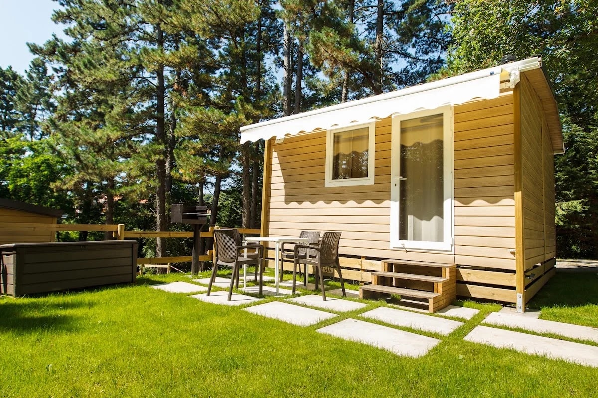 Camping & Bungalows Portuondo — camping en Mundaka, Bizkaia, País Vasco · 4.1 de 5 (1235 opiniones)