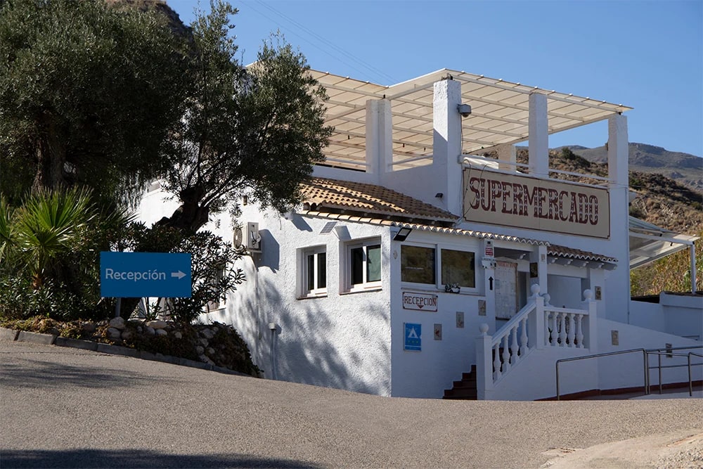 Camping Cueva Negra — camping en Mojácar, Almería, Andalucía · 3.8 de 5 (358 opiniones)