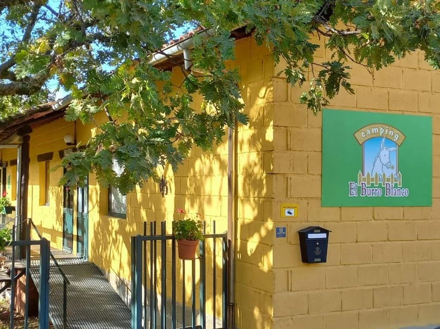 Camping El Burro Blanco — camping en Miranda del Castañar, Salamanca, Castilla y León · 4.8 de 5 (246 opiniones)