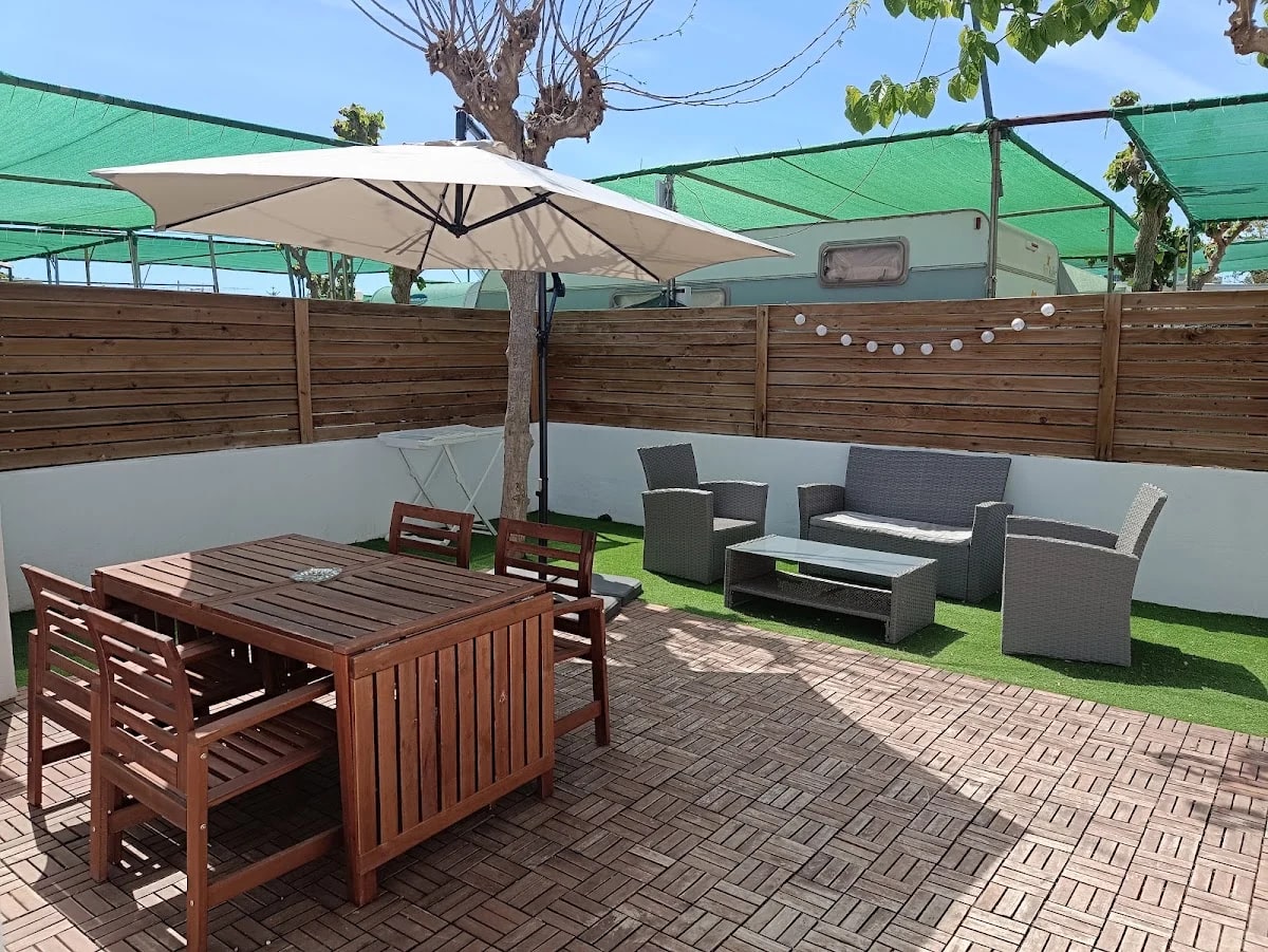 Camping El Jardín — camping en El Campello, Alicante, Comunidad Valenciana · 4.2 de 5 (1393 opiniones)