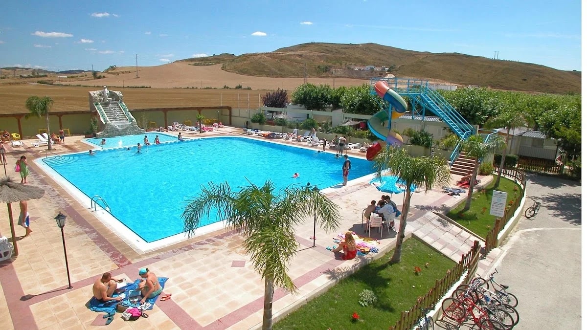 Camping El Molino — camping en Mendigorría, Navarra, Navarra · 3.7 de 5 (2320 opiniones)