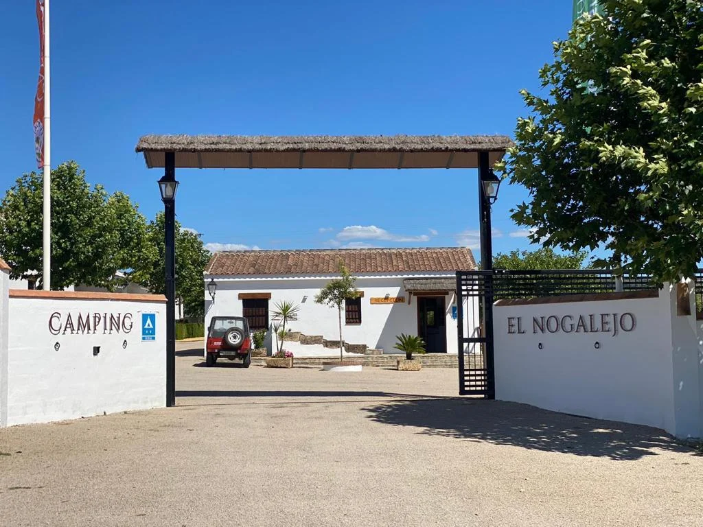 Camping El Nogalejo — camping en Setenil de las Bodegas, Cádiz, Andalucía · 4.6 de 5 (1100 opiniones)
