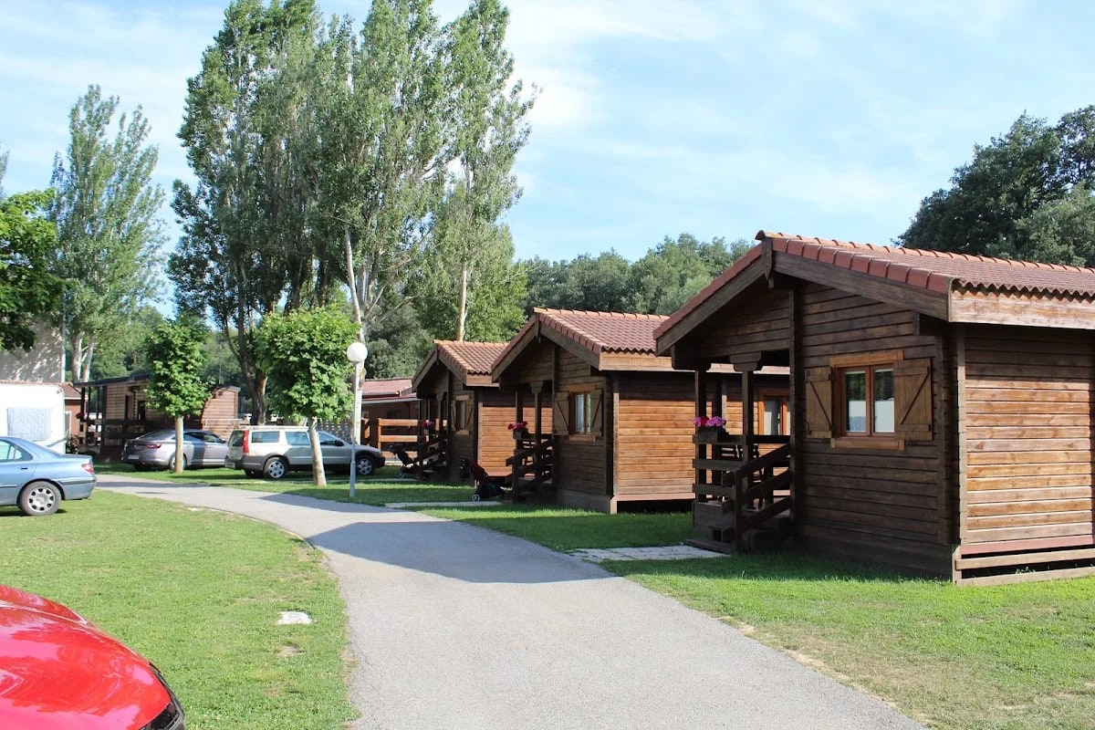 Camping Fuentes Carrionas — camping en Cervera de Pisuerga, Palencia, Castilla y León · 4.5 de 5 (584 opiniones)