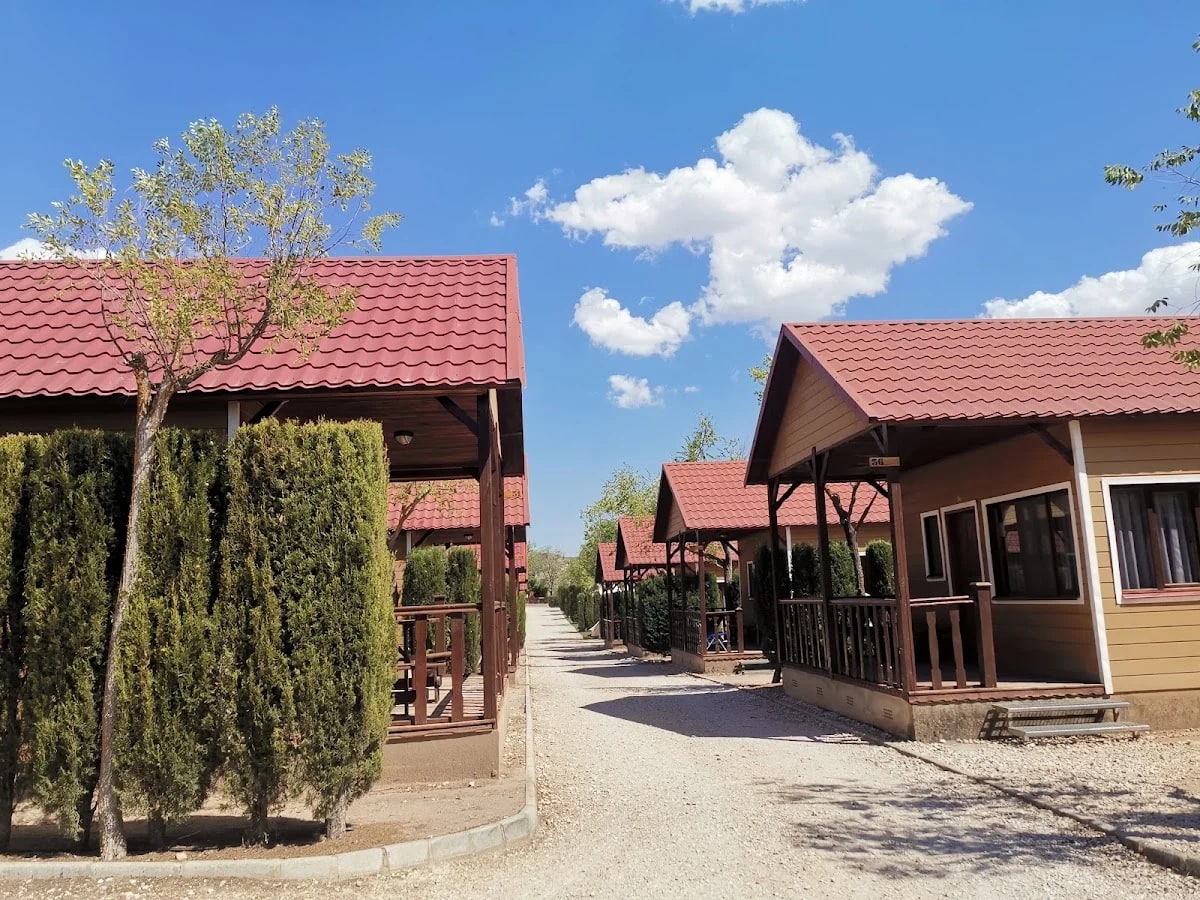 Camping Kikopark Rural — camping en Contreras, Valencia, Comunidad Valenciana · 4.1 de 5 (1347 opiniones)