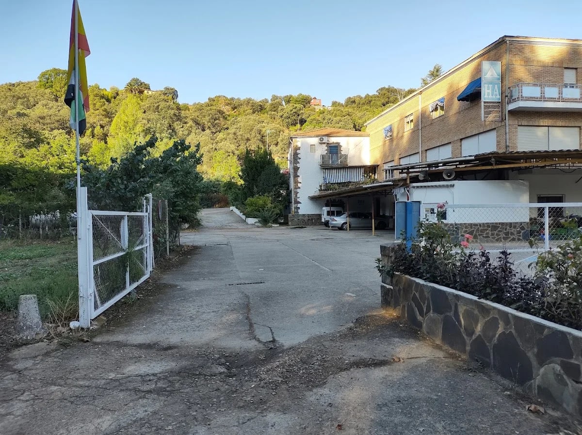 Camping Las Villuercas Guadalupe — camping en Guadalupe, Cáceres, Extremadura · 4.1 de 5 (209 opiniones)