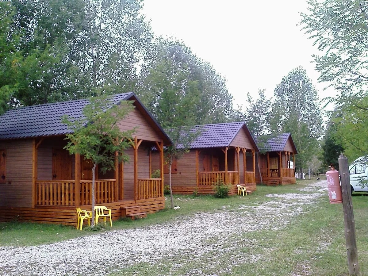 Camping Los Álamos — camping en La Virgen de la Vega, Teruel, Aragón · 4.4 de 5 (635 opiniones)