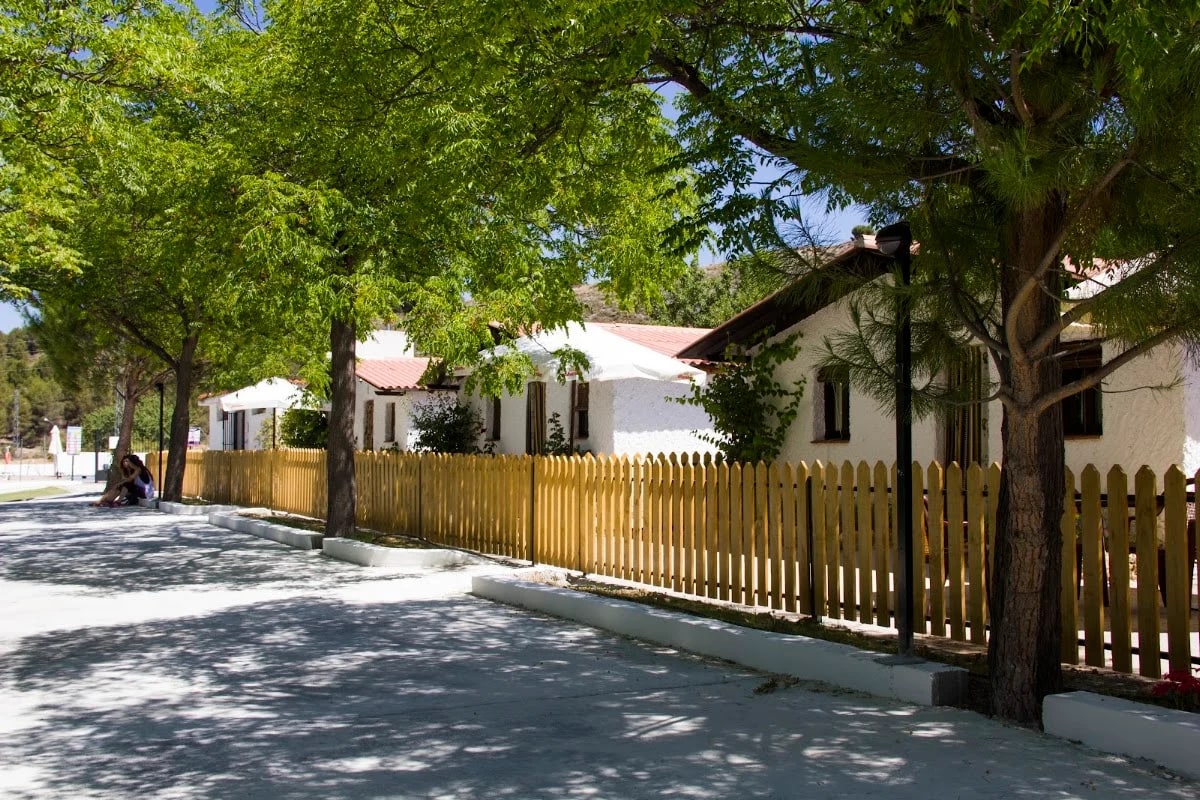 Camping Los Bermejales — camping en Arenas del Rey, Granada, Andalucía · 4.1 de 5 (1425 opiniones)
