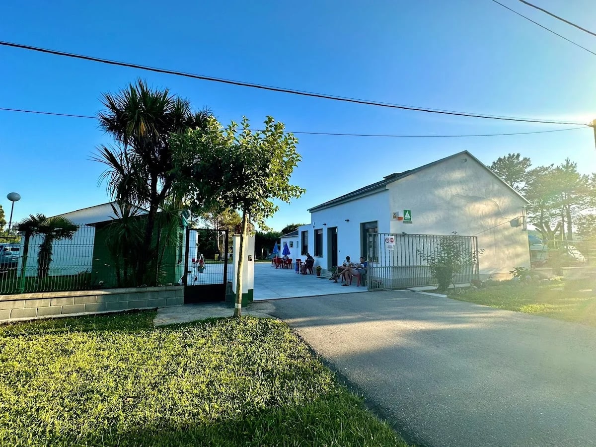 Camping Lugo: Camping El Mesón — camping en Guitiriz, Lugo, Galicia · 4.5 de 5 (321 opiniones)