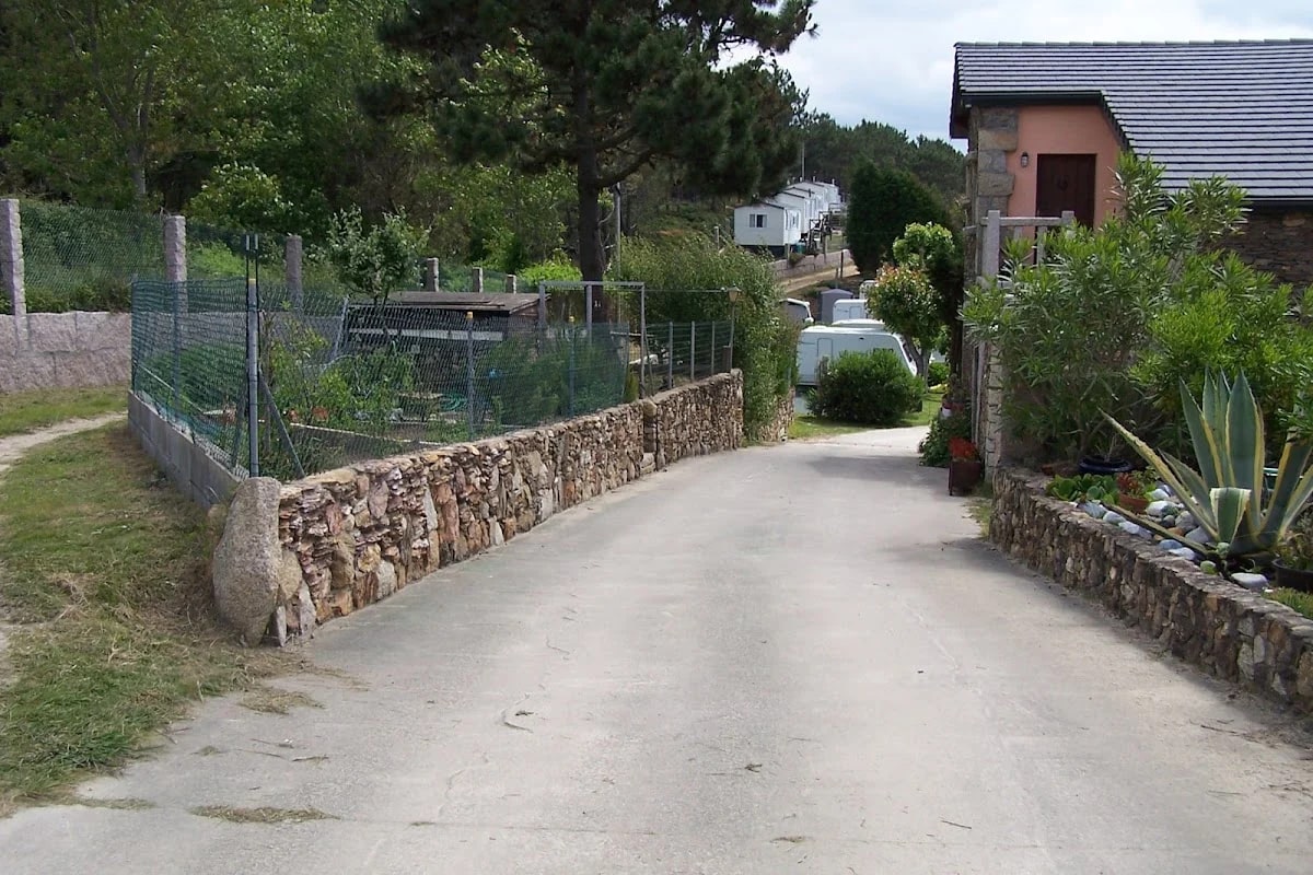 Camping Monte Cabo — camping en Noalla, Pontevedra, Galicia · 4.6 de 5 (425 opiniones)