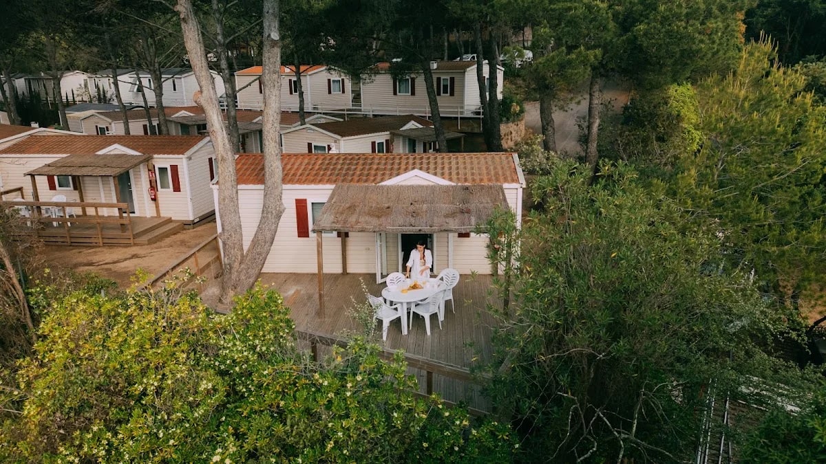 Camping Nice Camps - Lloret de Mar — camping en Lloret de Mar, Girona, Cataluña · 3.9 de 5 (3018 opiniones)