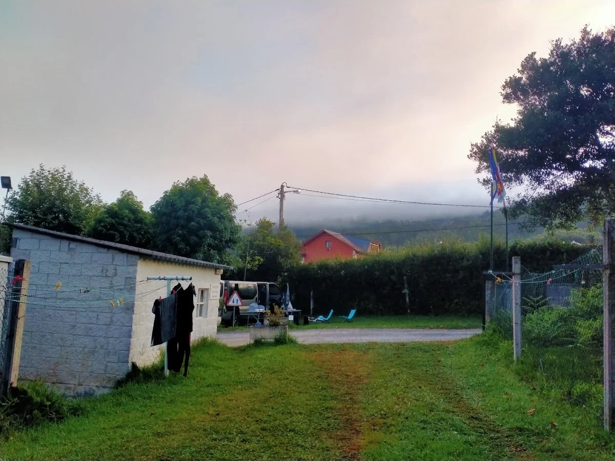 Camping O Parral — camping en Chanteiro, La Coruña, Galicia · 3.7 de 5 (57 opiniones)