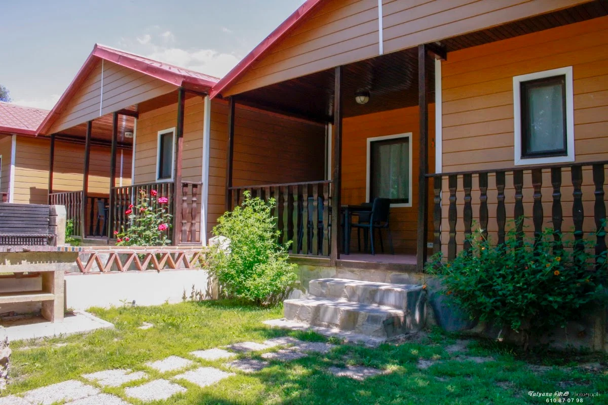 Camping Orgiva — camping en Órgiva, Granada, Andalucía · 4.2 de 5 (1201 opiniones)