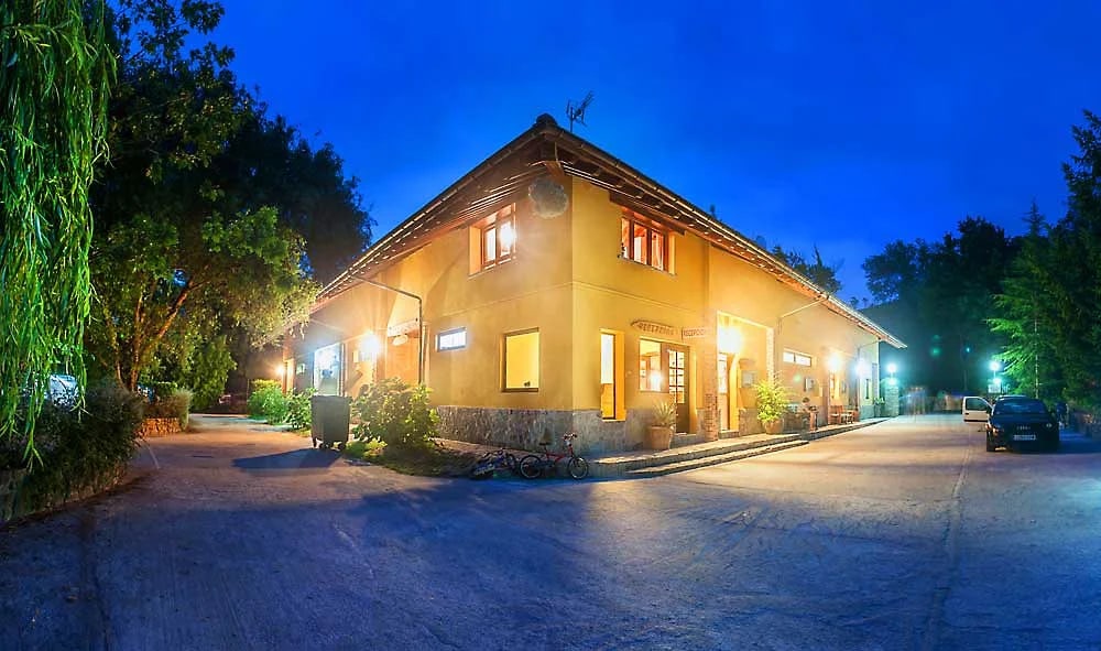Camping Playa de Vega — camping en Ribadesella, Asturias, Asturias · 4.5 de 5 (818 opiniones)