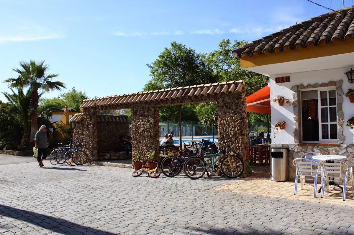 Camping Roche — camping en Roche, Cádiz, Andalucía · 3.5 de 5 (2377 opiniones)