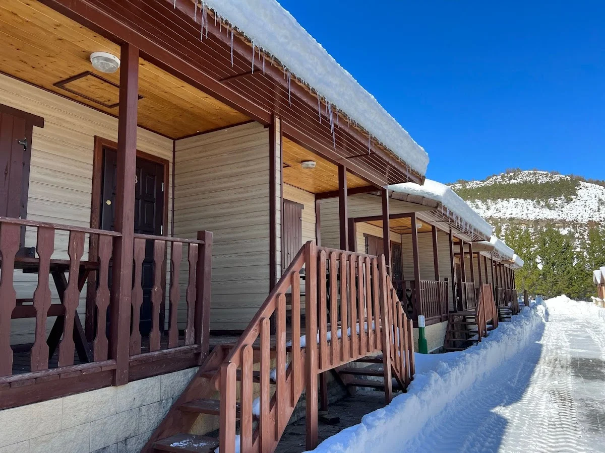 Camping Valle de Hecho - Huesca — camping en Hecho, Huesca, Aragón · 3.7 de 5 (899 opiniones)