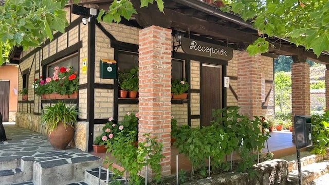 Camping Valle del Jerte — camping en Jerte, Cáceres, Extremadura · 4.3 de 5 (1079 opiniones)