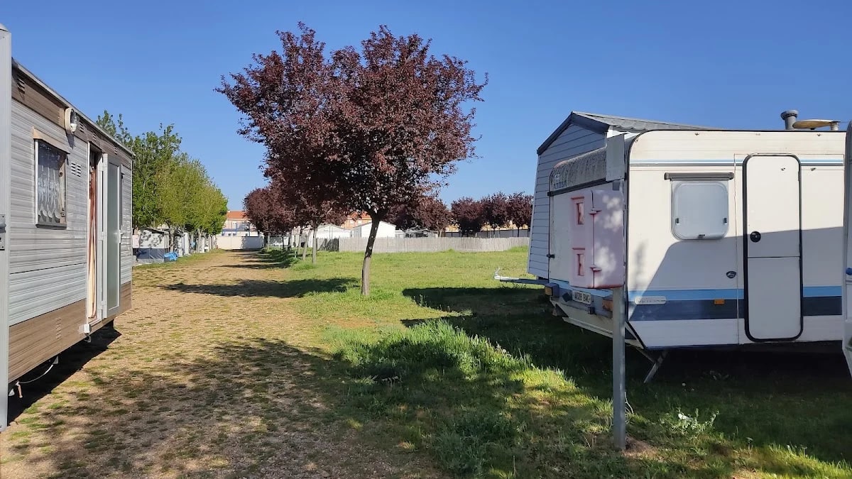 Camping Vía de la Plata — camping en La Bañeza, León, Castilla y León · 3.9 de 5 (342 opiniones)